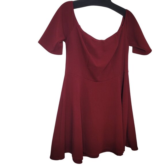 Charlotte Russe Women's Burgundy/Wine Short-Sleeve Fit & Flare Dress Size 1X - Picture 4 of 8